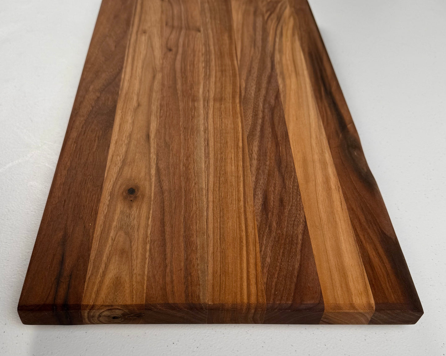 Walnut Cutting Board - Medium