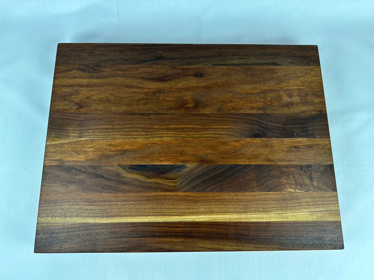 Walnut Cutting Board - Medium