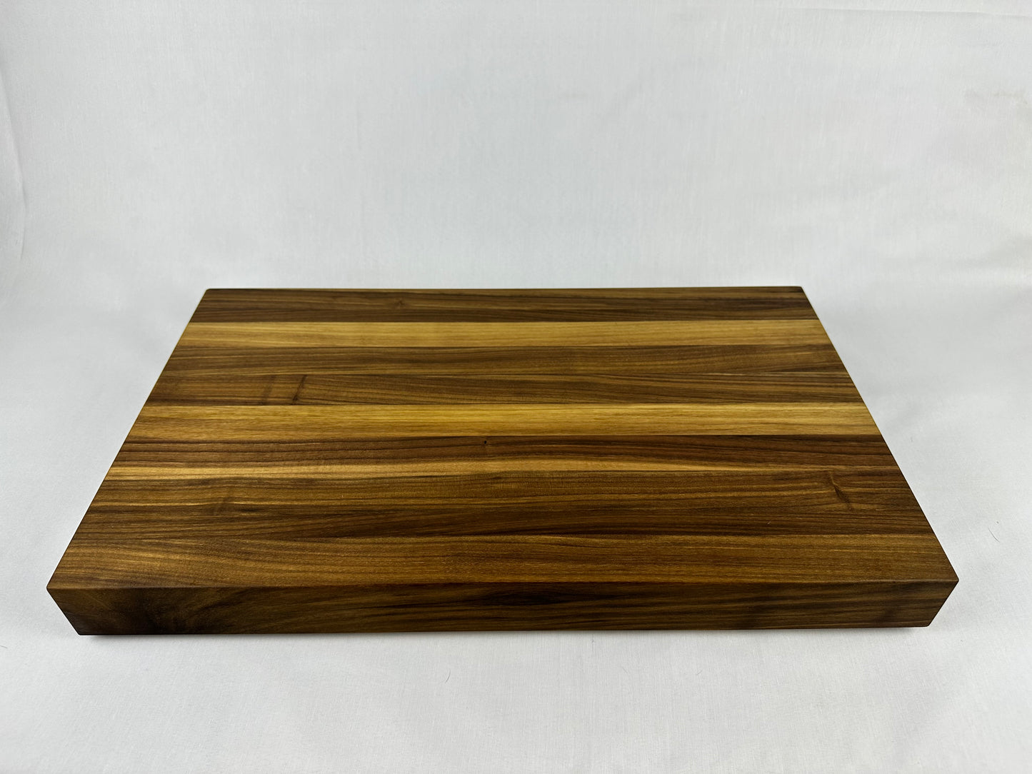 Walnut Cutting Board - Large