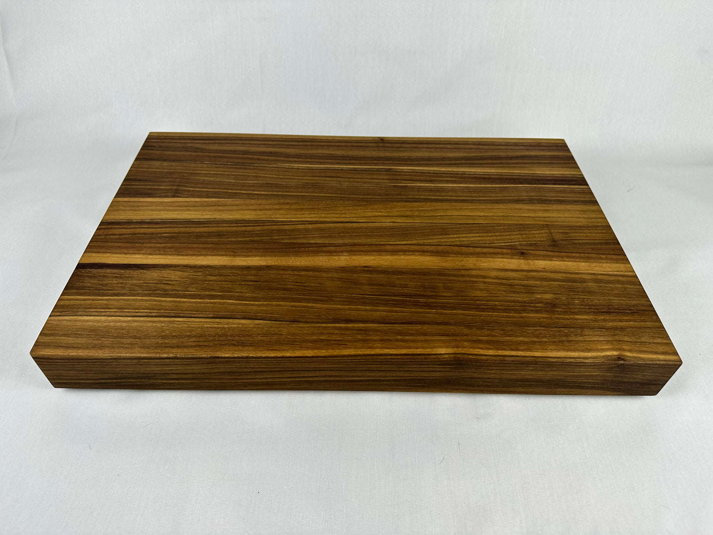 Walnut Cutting Board - Large