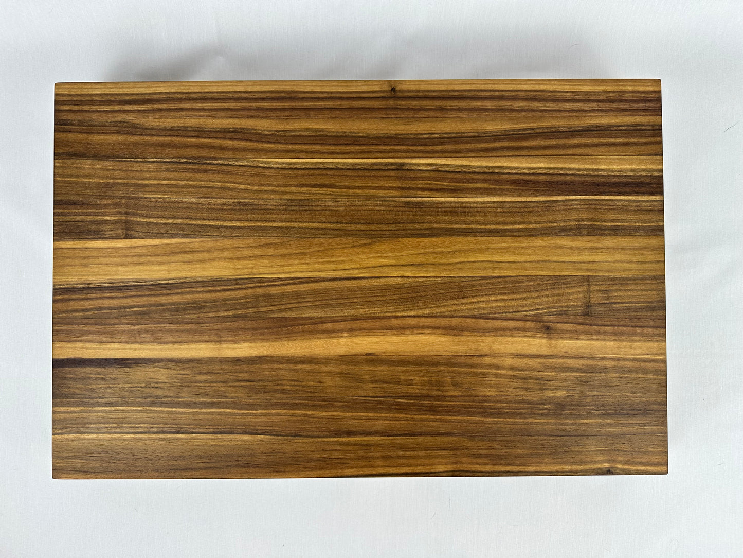 Walnut Cutting Board - Large